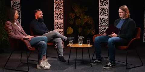 .